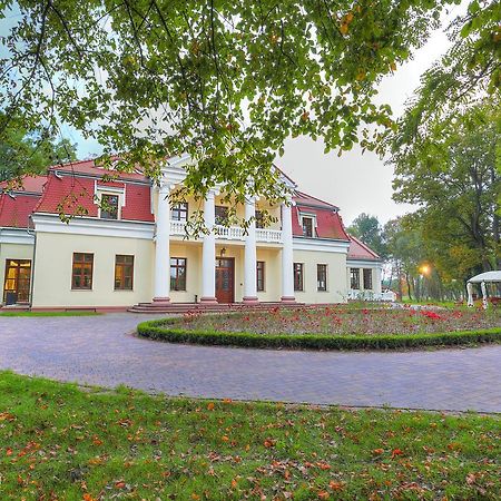 Dwor Slupia Hotel Zarzecze  Екстериор снимка
