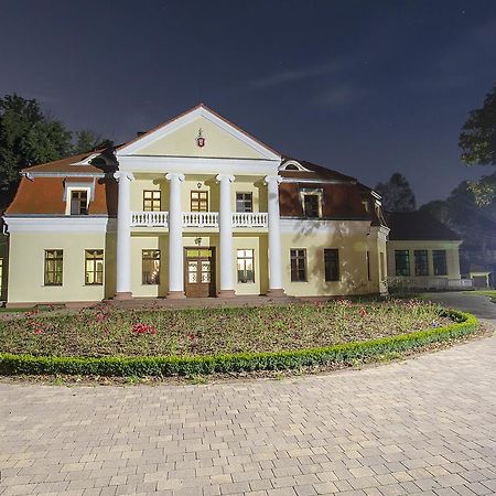 Dwor Slupia Hotel Zarzecze  Екстериор снимка