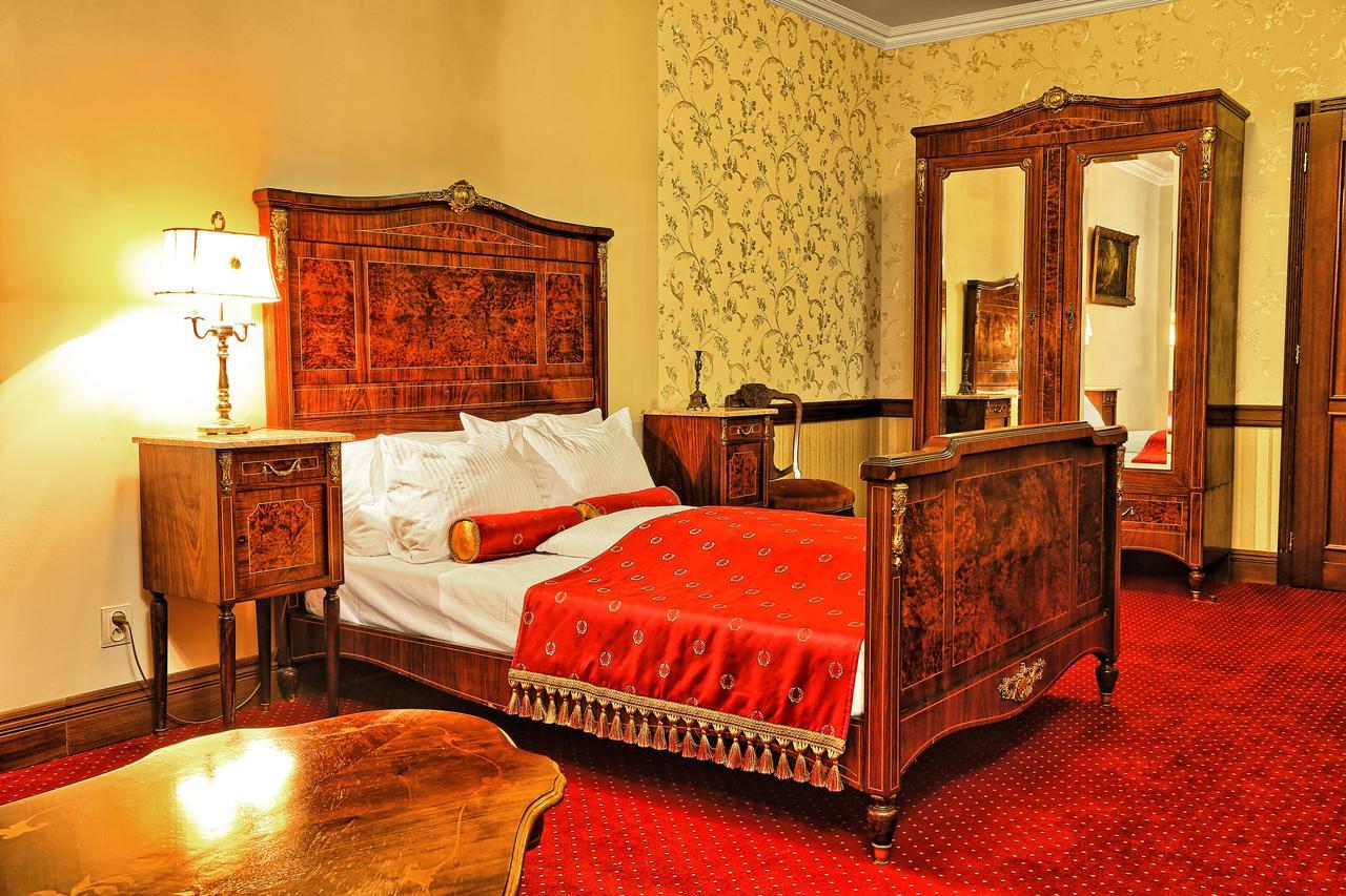 Dwor Slupia Hotel Zarzecze  Стая снимка