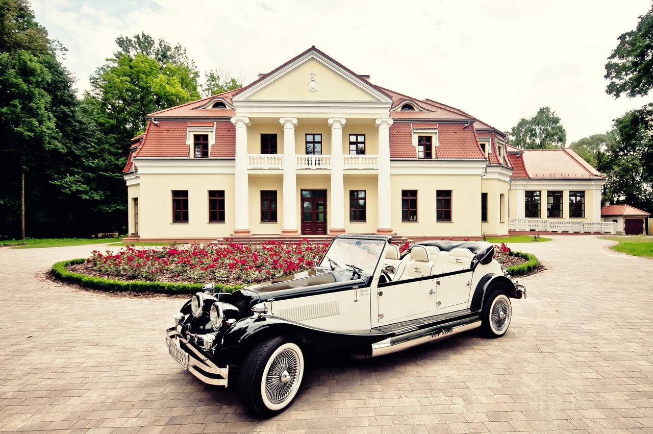 Dwor Slupia Hotel Zarzecze  Екстериор снимка